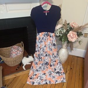 Maxi dress